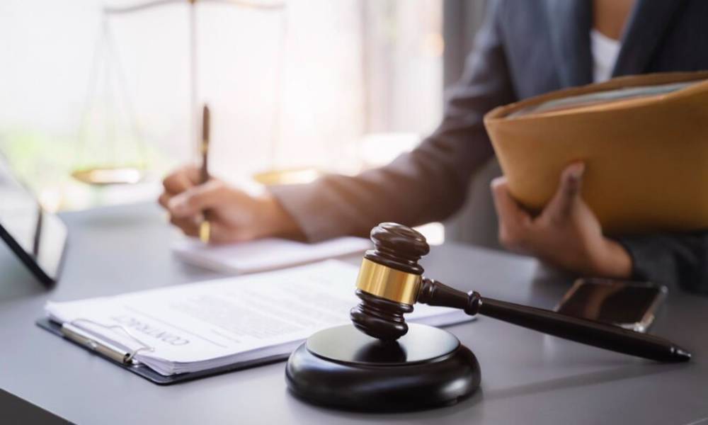 pengacara pajak berpengalaman