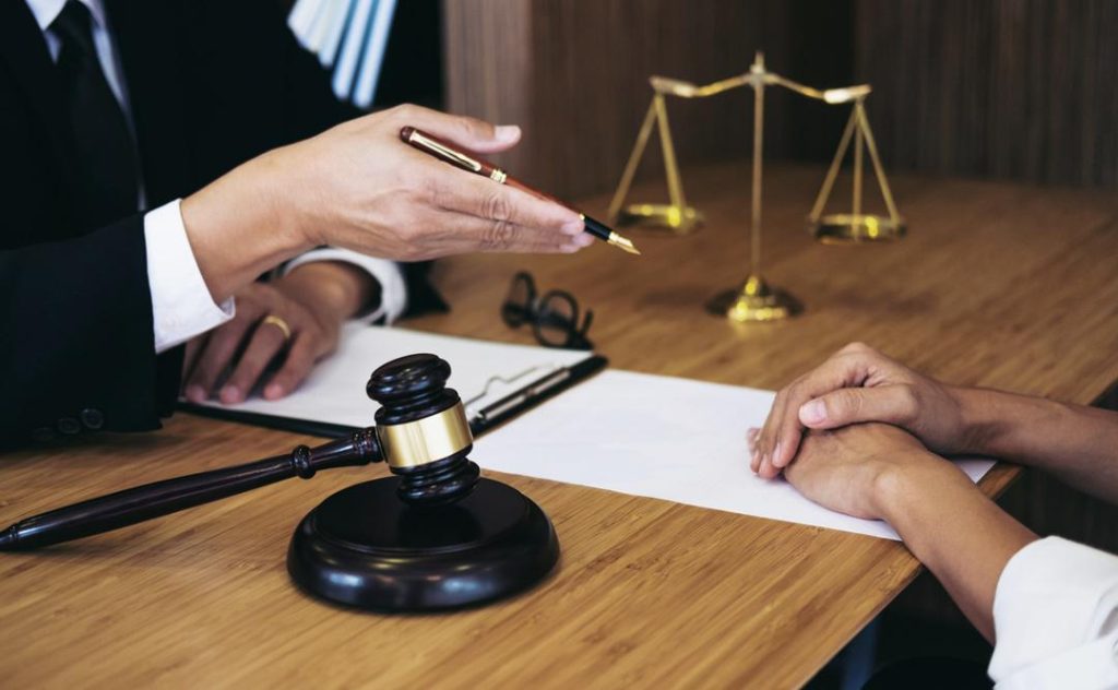 Apa Itu Pengacara Pajak