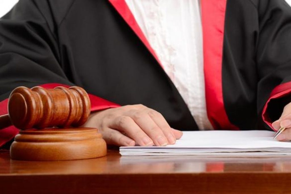 Apa Itu Pengacara Pajak?