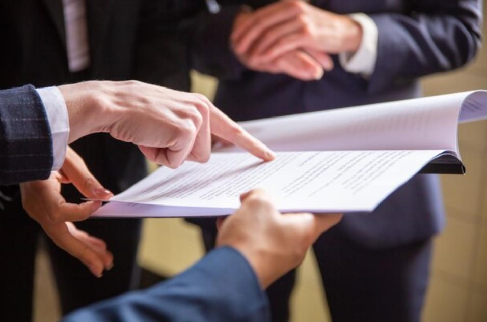 Perbedaan Pailit dan Bangkrut